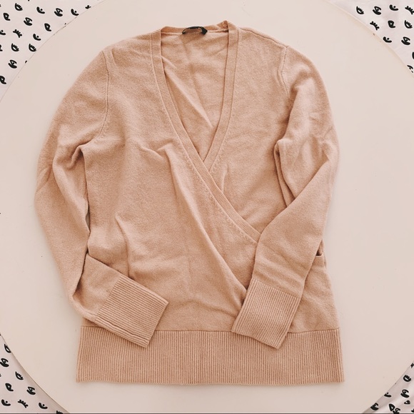 Ann Taylor Sweaters - NWOT ANN TAYLOR PINK SWEATER TUNIC TOP
